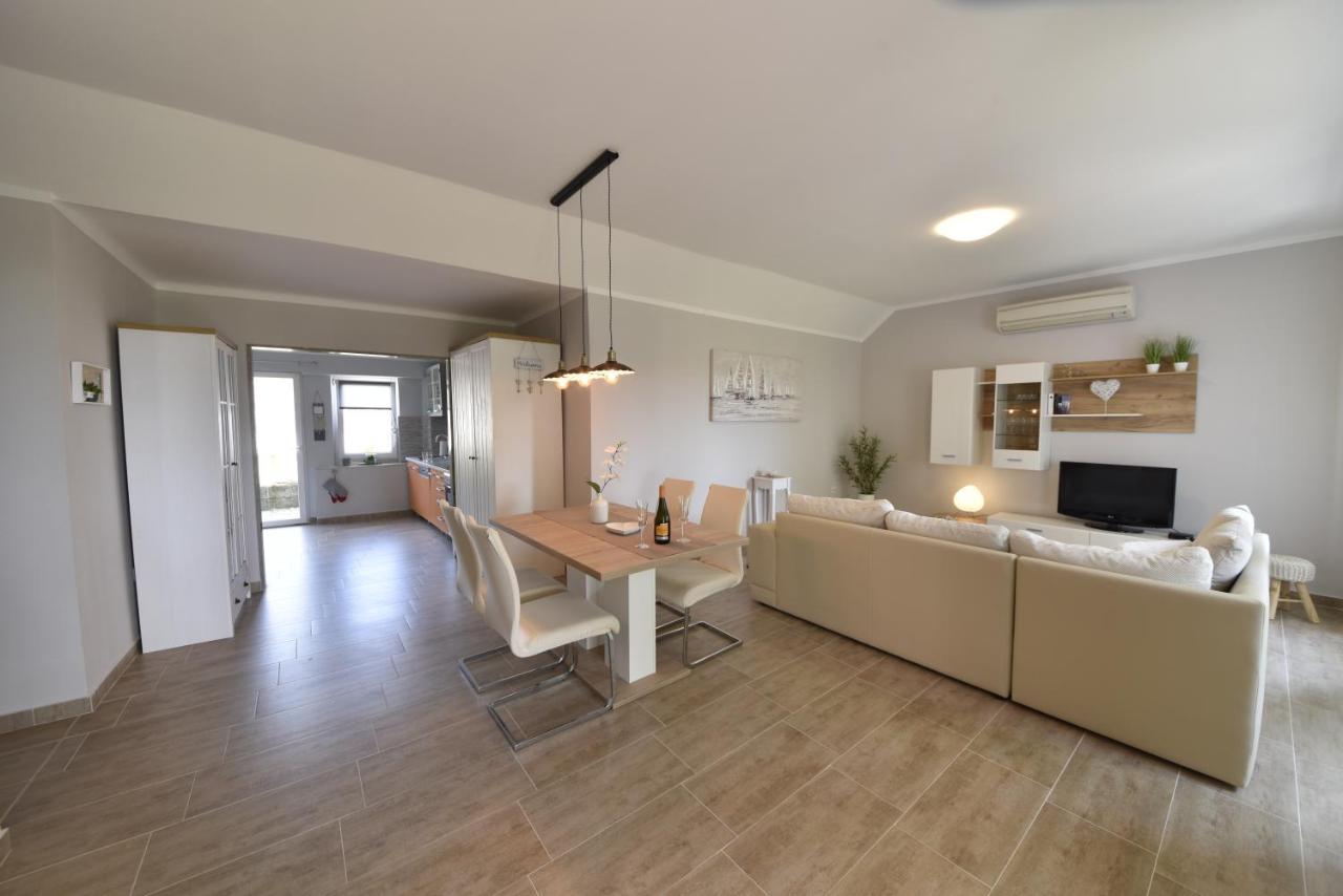 Neja Appartement Kastav Buitenkant foto